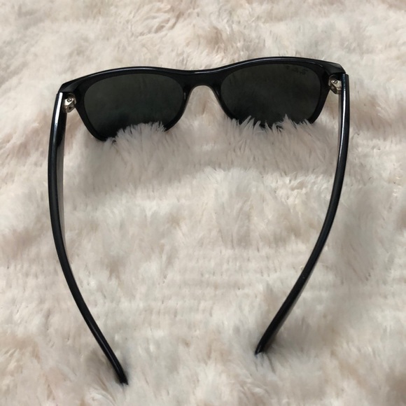 Ray ban new wayfarer sunglasses - Picture 4 of 5